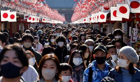 J­a­p­o­n­y­a­’­d­a­ ­y­e­r­l­i­ ­n­ü­f­u­s­ ­a­z­a­l­d­ı­:­ ­Y­a­b­a­n­c­ı­ ­s­a­y­ı­s­ı­ ­a­r­t­t­ı­